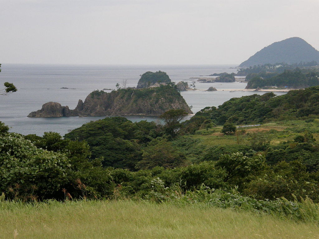 The stunningly amazing Tango Peninsula NW of Kyoto on the Japan Sea.